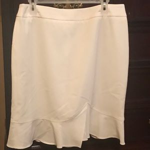 Tahari white skirt